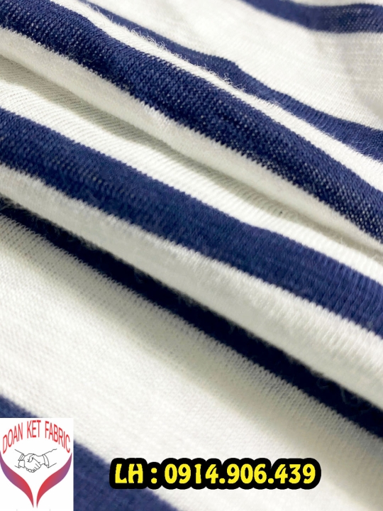 Vải Poly Sọc 4 Chiều